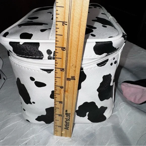 Valentine’s Cow Print Bags and Plush Toy Gift Set - Picture 6 of 7